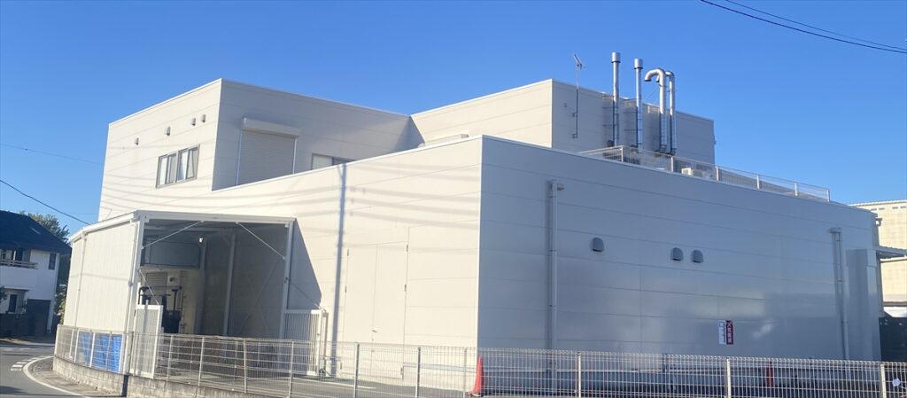 アズマカラーMC事業部外観