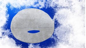 ひんやりとした雪をイメージしたフェイスマスク